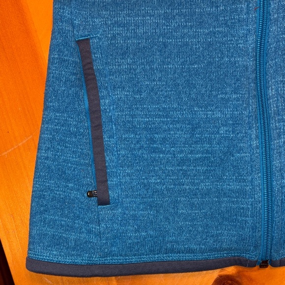 Patagonia Women's Vibrant Blue Full-Zip Jacket - Picture 5 of 8